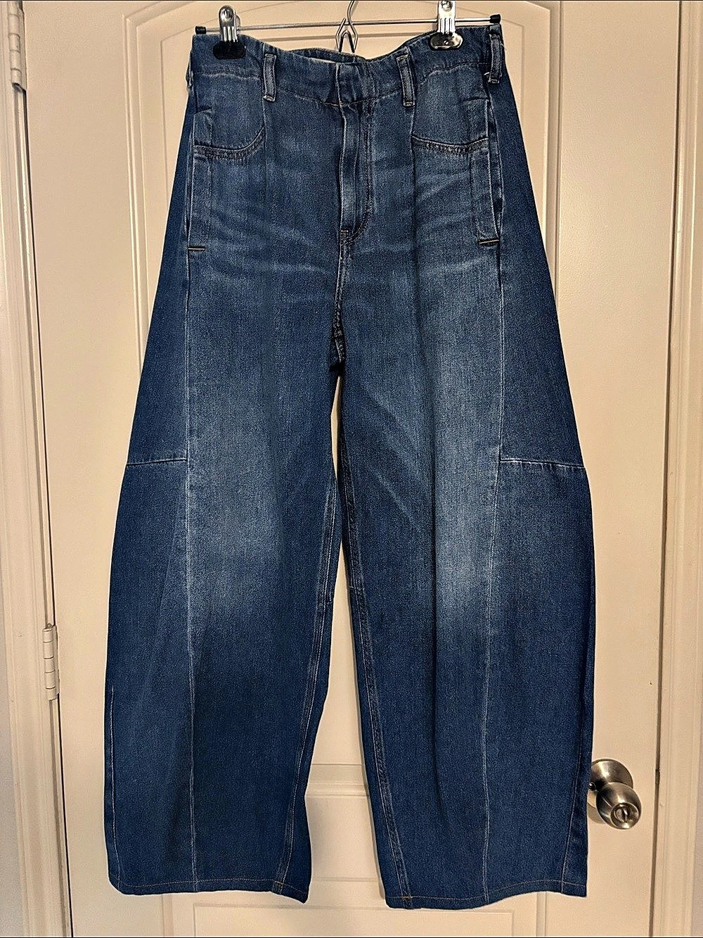 Pilcro Barrel Wide Leg Jeans in Blue Waist 27 Like New